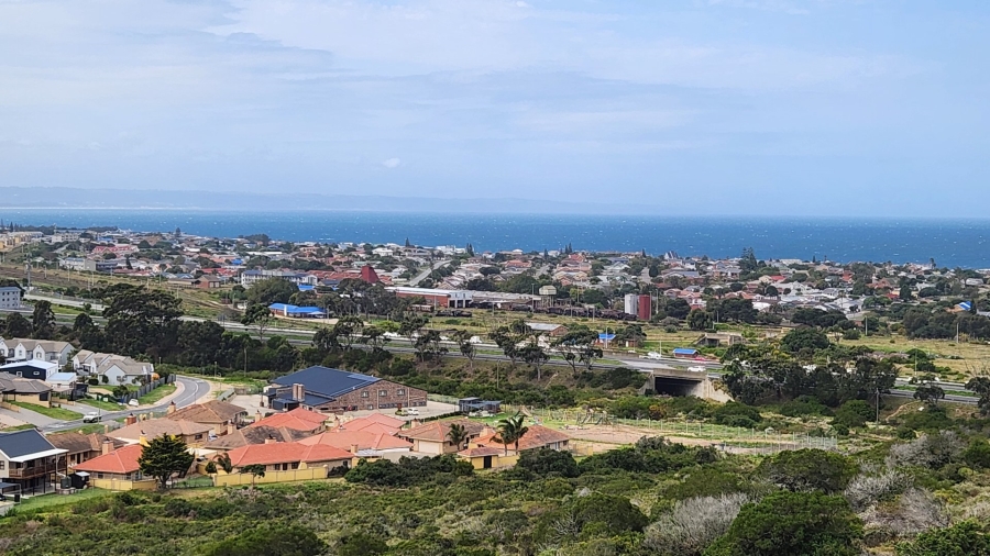 6 Bedroom Property for Sale in Seemeeu Park Western Cape